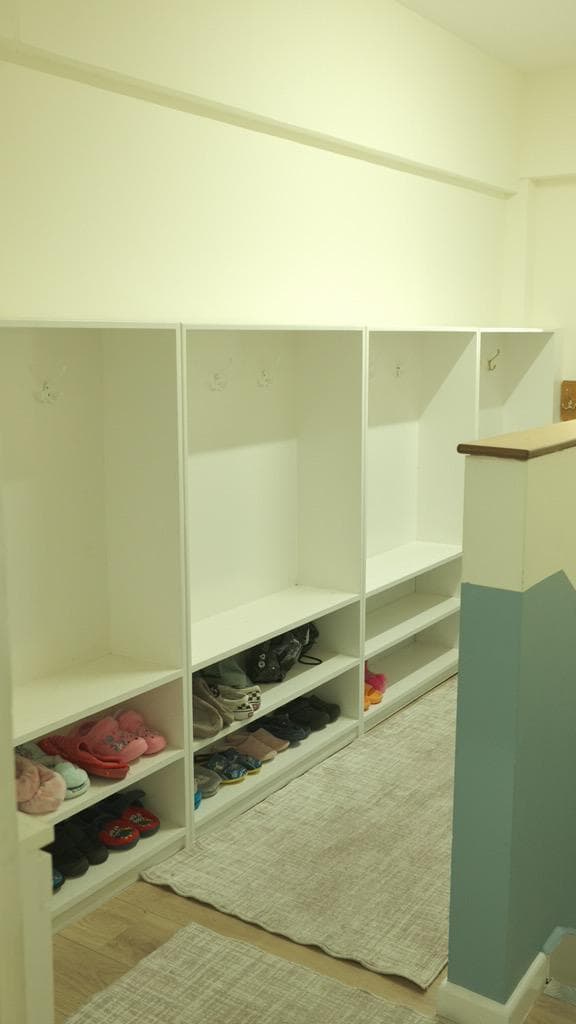 Welcome & Cloakroom